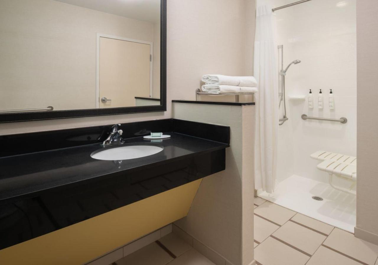 Fairfield Inn & Suites By Marriott Tampa Westshore/Airport Eksteriør bilde